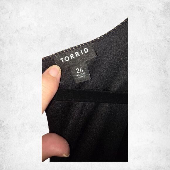 Torrid Glitter Knit Sweetheart Jumpsuit 24W – Black Gold Glam Evening - Picture 4 of 7